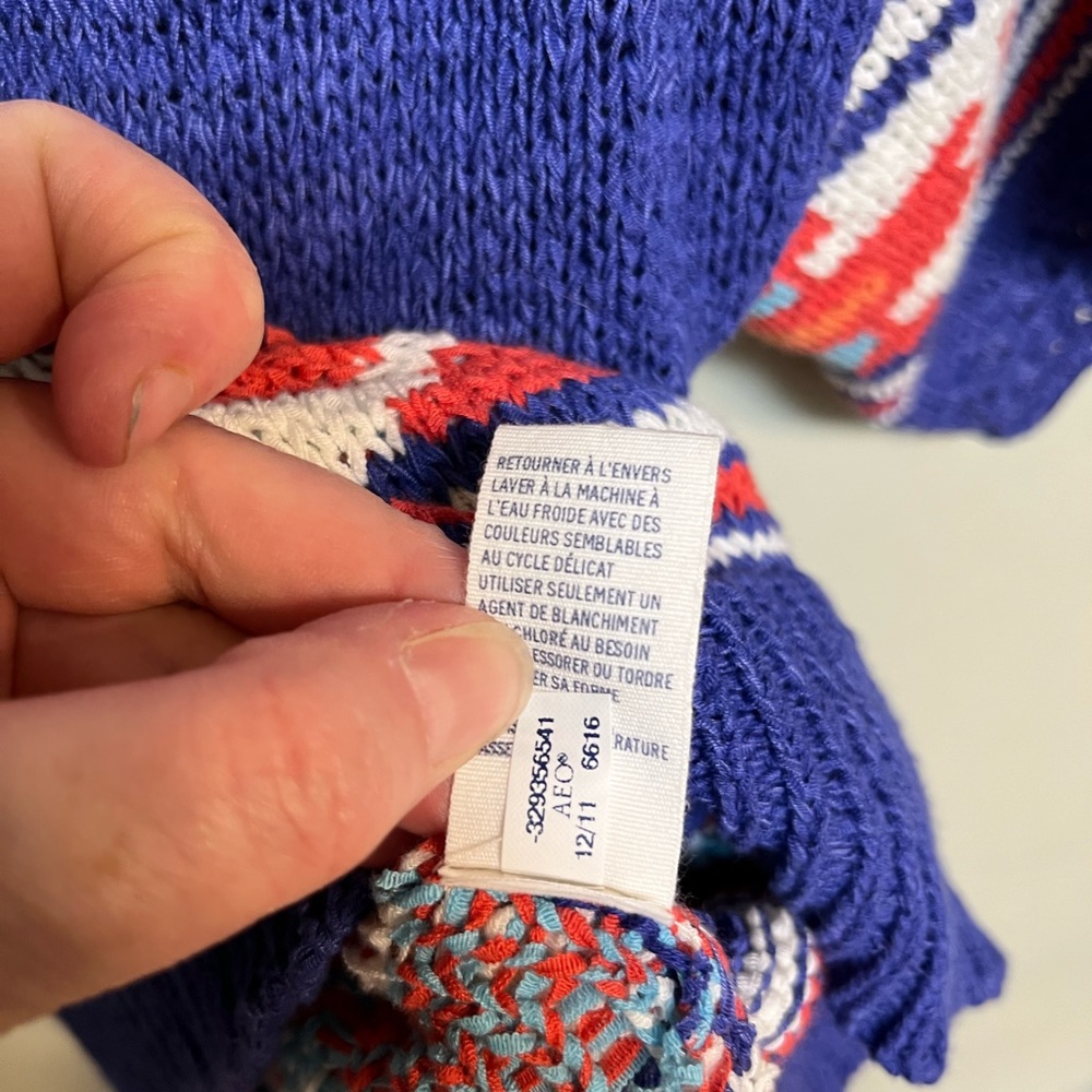 AMERICAN EAGLE OUTFITTERS aztec tribal print dolman sweater Size XSmall - Picture 13 of 15